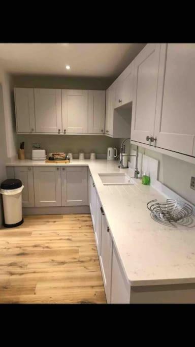 Newly Renovated 3 Bed Property - Countryside Views Dunstall Luaran gambar