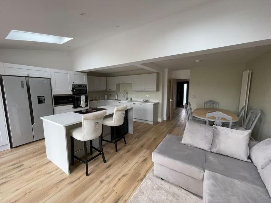 Newly Renovated 3 Bed Property - Countryside Views Dunstall Luaran gambar